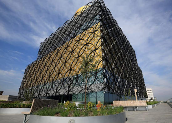 英國新落成《歐洲最大圖書館》360度都是書的感覺真棒