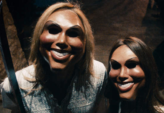 驚悚電影《國定殺戮日》在12小時內任何犯罪都是被允許的...... 驚悚電影《國定殺戮日》在12小時內任何犯罪都是被允許的......