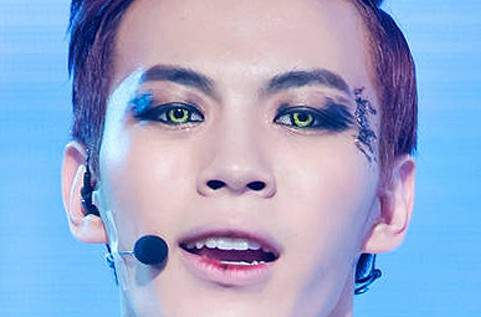 仿妝系列《VIXX》吸血鬼妝  啊~不要咬我~ 仿妝系列《VIXX》吸血鬼妝  啊~不要咬我~