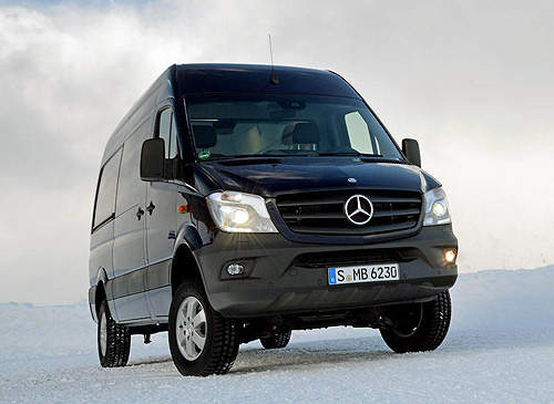 巨漢好身手《賓士Sprinter 4x4》冰天雪地也不怕