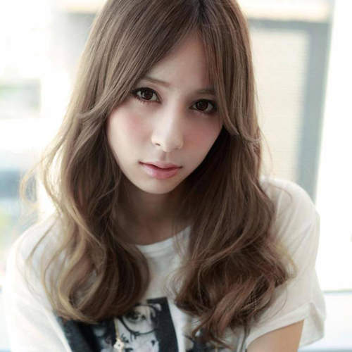 秋季《受男生歡迎的流行髮型》當然也要自己喜歡才行(甩髮) 秋季《受男生歡迎的流行髮型》當然也要自己喜歡才行(甩髮)