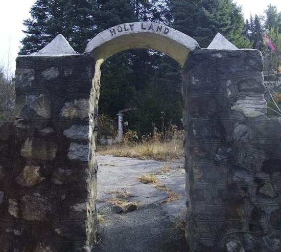 被上帝遺棄的神聖樂園 現在只剩天使的廢墟了