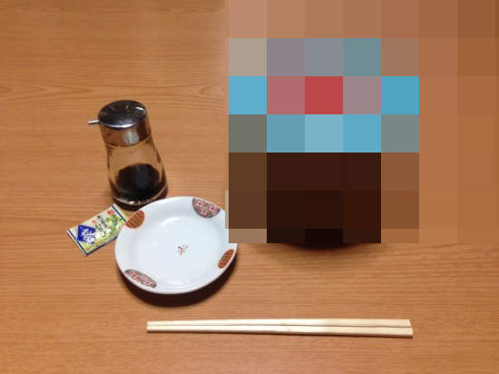 《自製迴轉壽司》這..這明明是旋轉壽司啊啊....XDD 《自製迴轉壽司》這..這明明是旋轉壽司啊啊....XDD