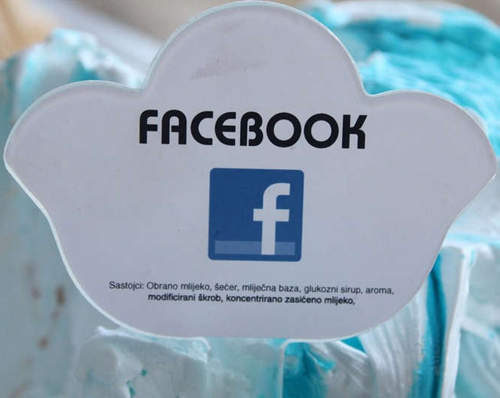 《臉書冰淇淋 》FACEBOOK的味道真是這樣嗎? 《臉書冰淇淋 》FACEBOOK的味道真是這樣嗎?