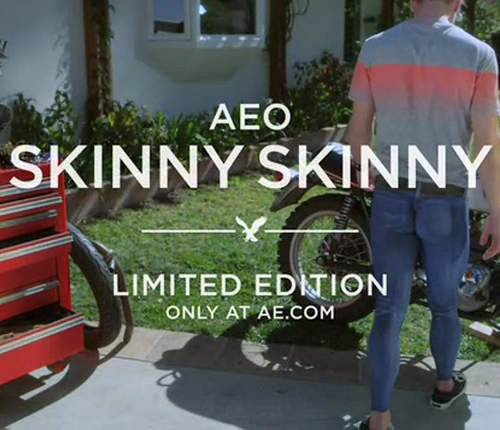 《噴霧牛仔褲》追求超合身線條的你絕對不能錯過 《噴霧牛仔褲》追求超合身線條的你絕對不能錯過