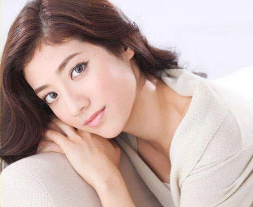  瑞瑪席丹（Rima Zeidan）哈林哥"在一起"MV女主角 