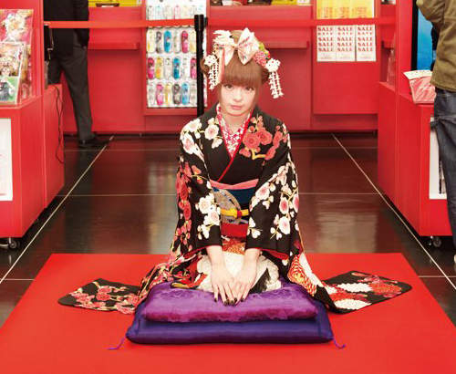 20歲了~(灑花)今年最受大家期待的新成人又是誰呢? 20歲了~(灑花)今年最受大家期待的新成人又是誰呢?