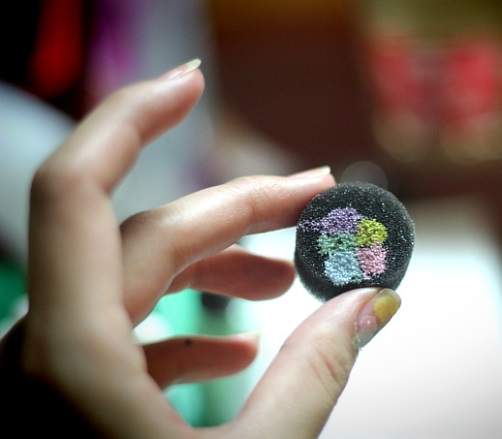 指彩系列《粉嫩馬卡龍》只要蓋蓋章就能完成～