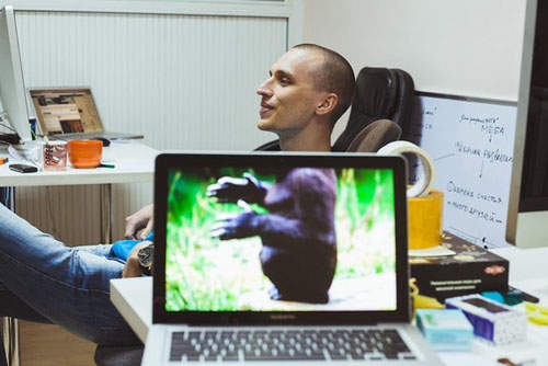 辦公室《動物借位照》大流行~也是惡搞上司的最新玩法WWW