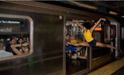 《地鐵怪咖族》唉呀~真的躺著也中槍~ 《地鐵怪咖族》唉呀~真的躺著也中槍~