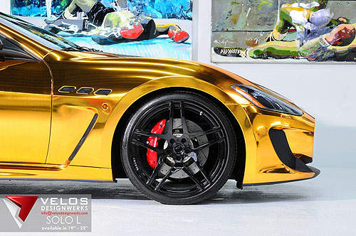 金光閃閃《Maserati GranCabrio MC》海神號這樣上路沒問題嗎? 金光閃閃《Maserati GranCabrio MC》海神號這樣上路沒問題嗎?