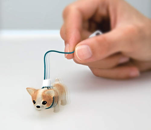 抖抖抖抖不停的《迷你震動犬》家裡狗狗面對它的反應才是重點ww 抖抖抖抖不停的《迷你震動犬》家裡狗狗面對它的反應才是重點ww