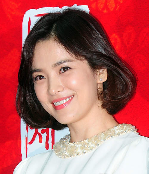 《皮膚美人》韓星們 到底有什麼保養祕訣呢?(敲碗) 《皮膚美人》韓星們 到底有什麼保養祕訣呢?(敲碗)