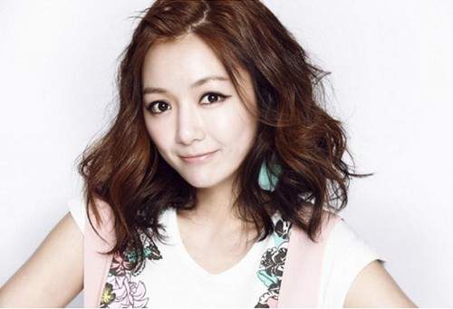 Sunny Days《鄭秀靜》乳量驚人的女團隊長 Sunny Days《鄭秀靜》乳量驚人的女團隊長