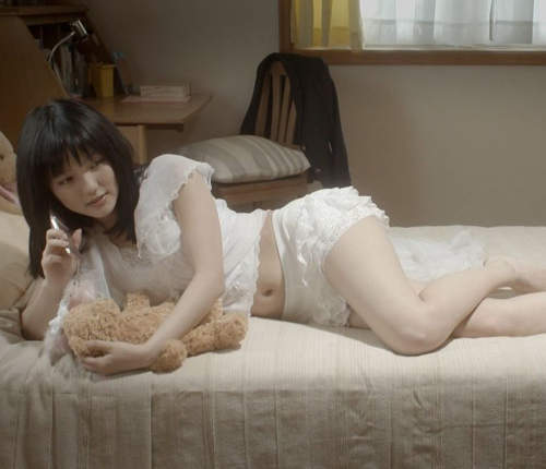 日本女生《睡覺穿著》調查　意外破壞男生妄想的結果是...？