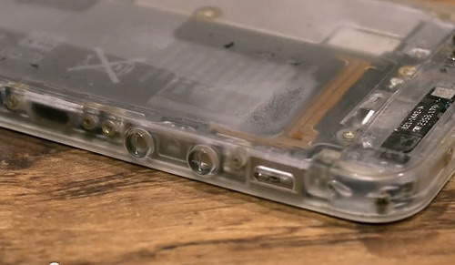 超炫iPhone 5透明裸機殼 讓你一次給它看光光啊~(掀)