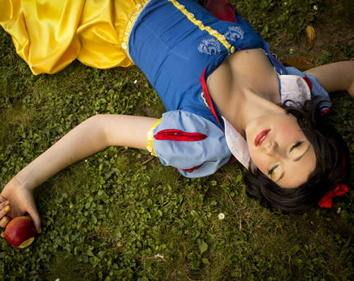 白雪公主告訴妳如何笨到受男生歡迎的戀愛技巧w 白雪公主告訴妳如何笨到受男生歡迎的戀愛技巧w