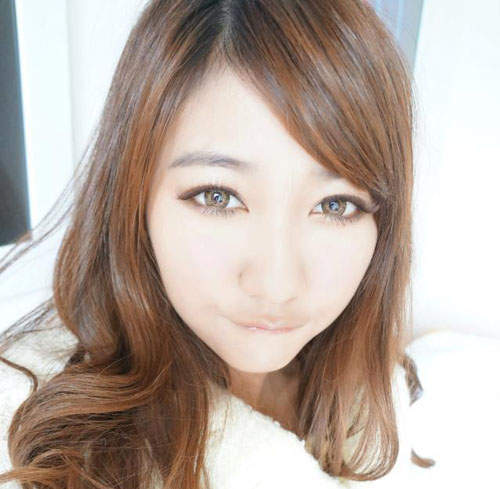 許慶伶（LINLIN）甜美可愛的外拍美女