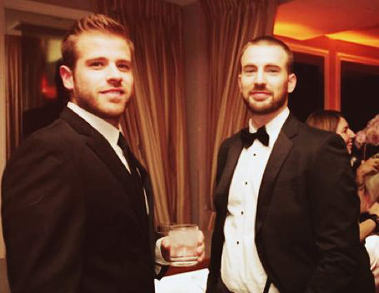 《明星的兄弟姊妹》高比例帥哥/美人胚子? 《明星的兄弟姊妹》高比例帥哥/美人胚子?