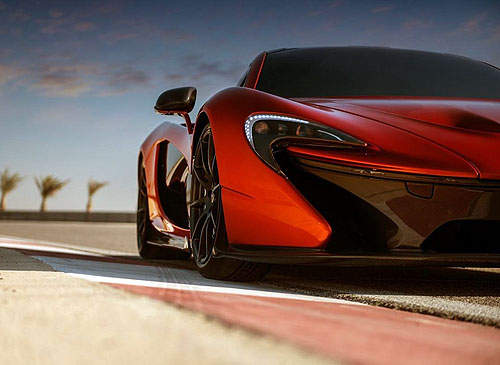 亮相前夕《McLaren P1》搶先飆上F1巴林賽道~ 亮相前夕《McLaren P1》搶先飆上F1巴林賽道~