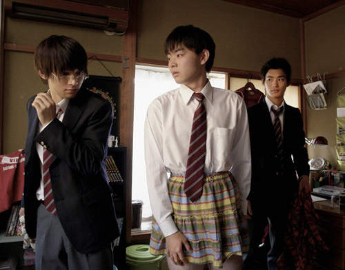 《男子高中生的日常》真人電影確定 這次是認真的不愚人了 《男子高中生的日常》真人電影確定 這次是認真的不愚人了