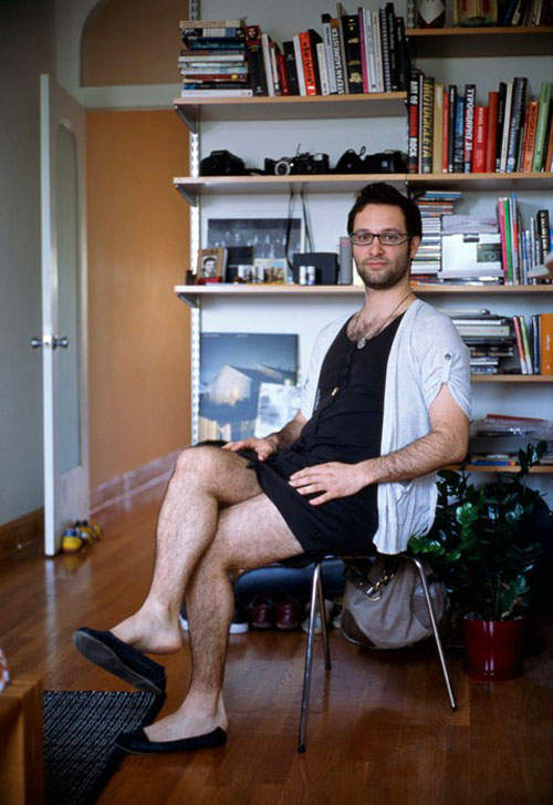 男著《女友裝》這是惡搞男友的另一種方法XD？