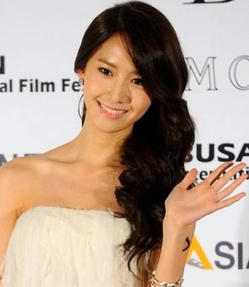 《美肩韓星》小露香肩就超吸睛～