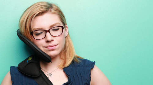 《旅行頸枕》帶著它隨處打瞌睡~ 《旅行頸枕》帶著它隨處打瞌睡~