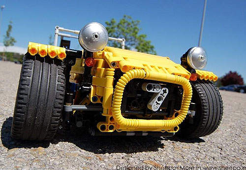 樂高版《Caterham Seven》這樣開上路真的沒問題嗎? 樂高版《Caterham Seven》這樣開上路真的沒問題嗎?