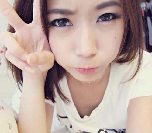 Qian Jing Tan 來自馬來西亞的蘋果小公主 Qian Jing Tan 來自馬來西亞的蘋果小公主