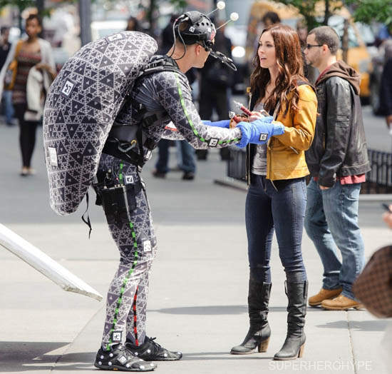 《忍者龜》令人感受到演員恥力的片場照... 《忍者龜》令人感受到演員恥力的片場照...