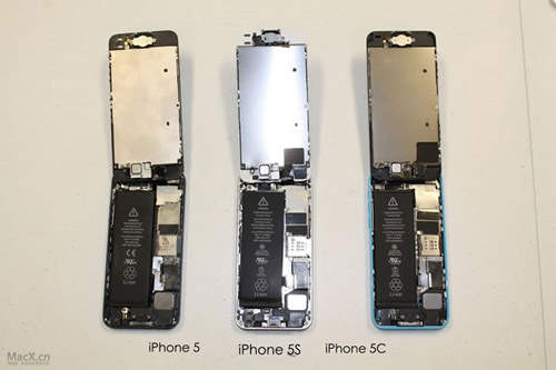 蘋果iPhone 5S/5C首發不專業「分屍」照來囉～(亮刀)