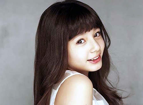 爆紅《IU第二》是來自英國的萌萌少女>///<