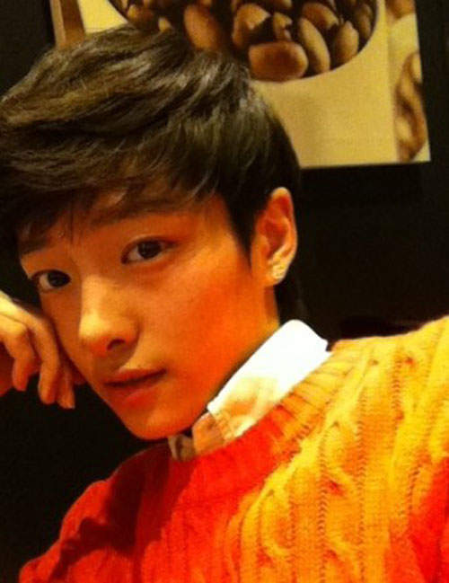 美男系《臉讚帥美女》鄭多恩~ 他的新女友竟然是..........