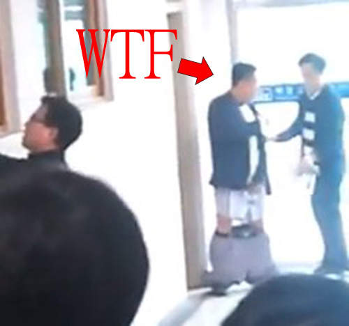 韓國打手槍老師 逼逼!走廊上禁止掏槍唷 韓國打手槍老師 逼逼!走廊上禁止掏槍唷