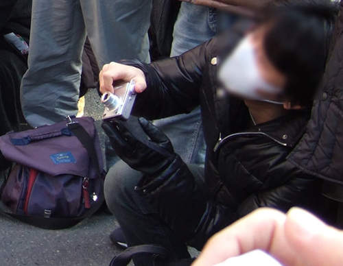 低角度攝影的奧義　原來一人還有比一人低吶