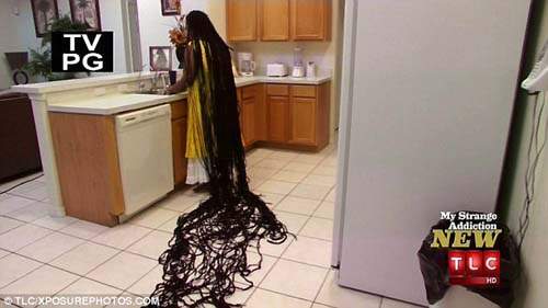 《佛羅里達長髮公主》6公尺的頭髮到底要怎麼洗...... 《佛羅里達長髮公主》6公尺的頭髮到底要怎麼洗......