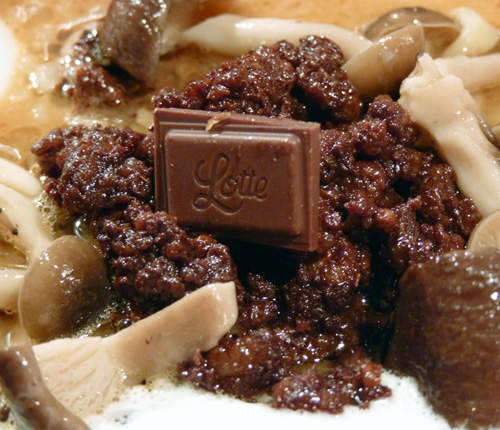 《巧克力拉麵》今年的情人節不妨可以濃郁一下喔