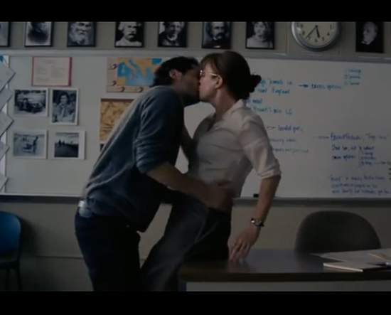 茱莉安摩爾《琳老師卡好》父子丼女老師吃得真開心....... 茱莉安摩爾《琳老師卡好》父子丼女老師吃得真開心.......