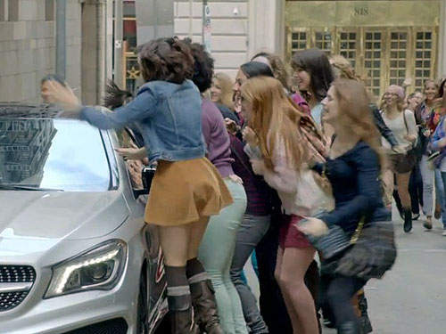 2013年《超級盃汽車廣告》究竟是哪輛車車這麼受妹歡迎呢？