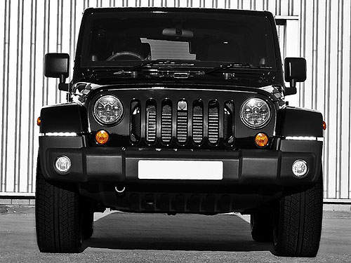 Kahn Design改造《Jeep Wrangler》屬於都市叢林的時尚吉普~ Kahn Design改造《Jeep Wrangler》屬於都市叢林的時尚吉普~