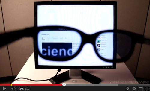 國外神人自製《隱形PC螢幕》 根本就是看謎片神器嘛www 國外神人自製《隱形PC螢幕》 根本就是看謎片神器嘛www