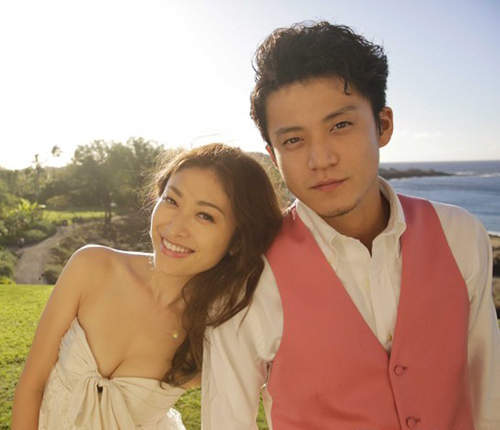 無敵銀色夫妻檔 每一對感情都好到眼睛痛痛惹~(/▽\*)  無敵銀色夫妻檔 每一對感情都好到眼睛痛痛惹~(/▽\*)