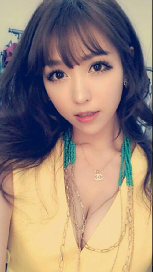 性感車模《李恩惠》身材姣好超吸睛~ 性感車模《李恩惠》身材姣好超吸睛~