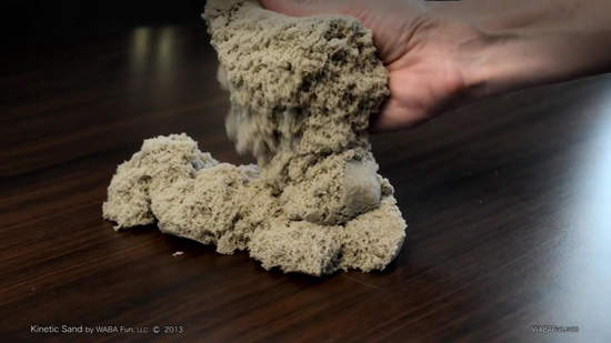好物《黏土沙》玩沙不會弄的滿地沙 好物《黏土沙》玩沙不會弄的滿地沙