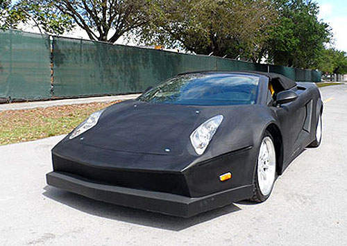 山寨《Lamborghini Gallardo》這樣開上路沒問題嗎? 山寨《Lamborghini Gallardo》這樣開上路沒問題嗎?