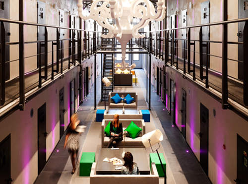 荷蘭《監獄飯店》要是真監獄就是鼓勵犯罪了....