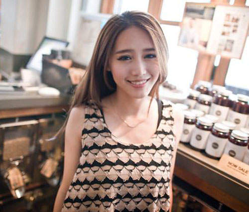 陳玟予(小予) 當年的女孩現在成了大美人 陳玟予(小予) 當年的女孩現在成了大美人