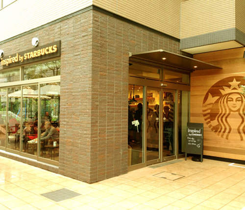 日本第一家販售酒類的星巴克inspired by STARBUCKS 日本第一家販售酒類的星巴克inspired by STARBUCKS