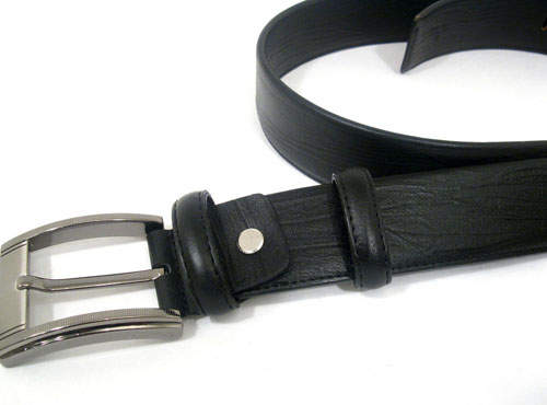 網友提供的《打小孩神器》原來這些是小時候的回憶......(笑) 網友提供的《打小孩神器》原來這些是小時候的回憶......(笑)